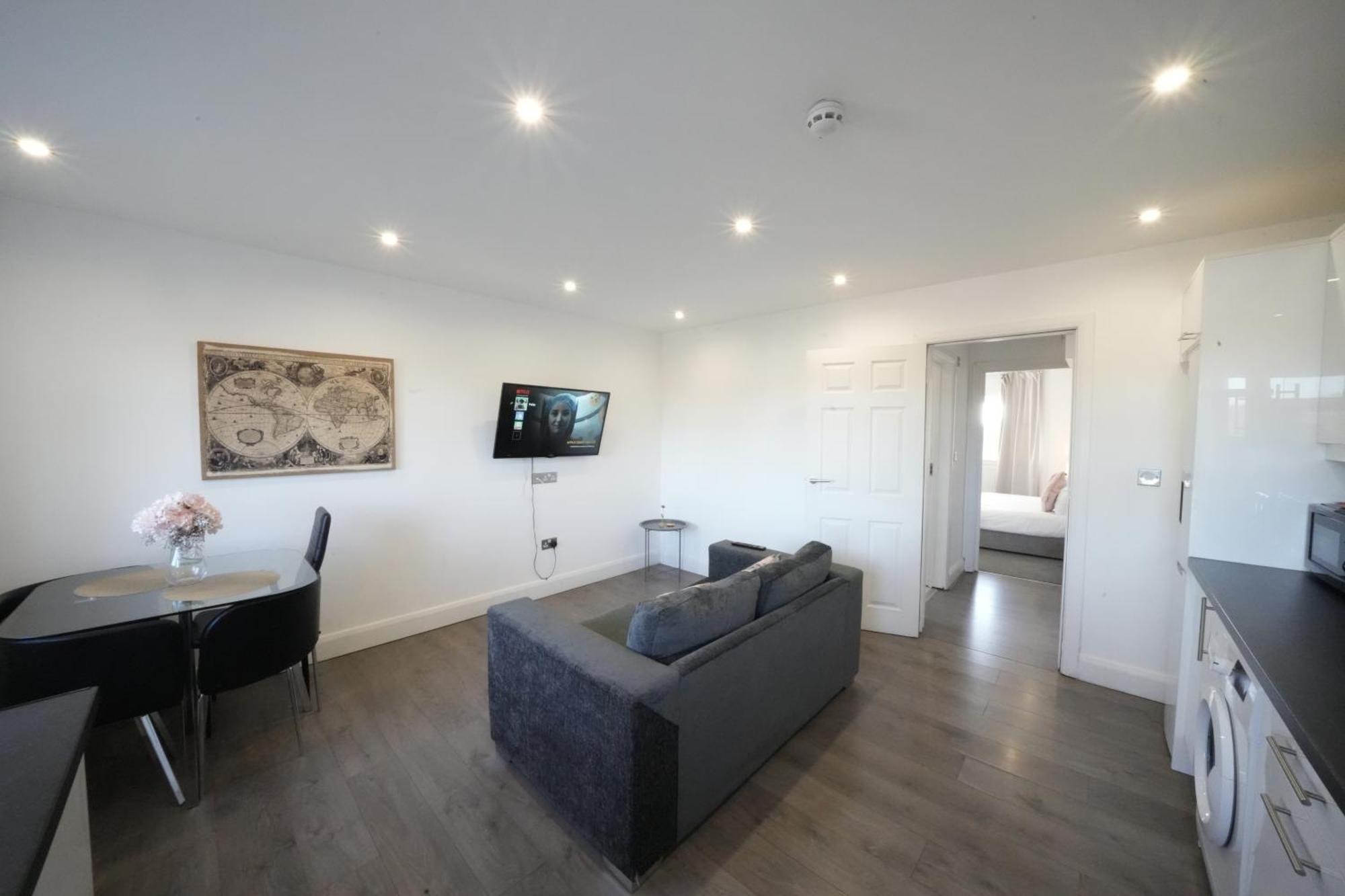 Hatton Apartments Heathrow Airport- Free Parking-Free Underground To And From Heathrow Airport Hatton Cross See Picture-See London Fast Hatton Cross To Central London 30Min Zewnętrze zdjęcie